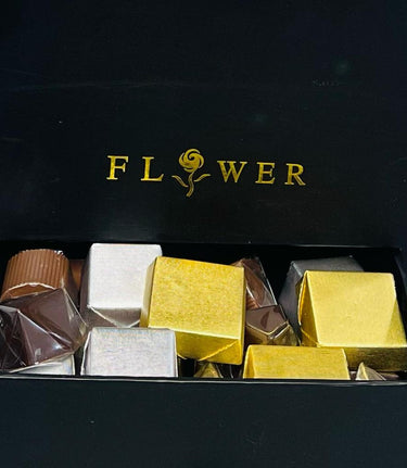 Ramadan Special White Rose & Gourmet Gift Box